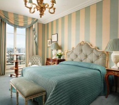 Двухместный номер Exclusive с видом на озеро двуспальная кровать в Hotel d'Angleterre Geneva