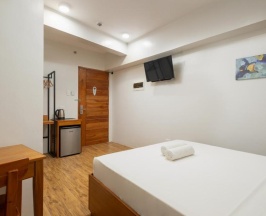 Номер Standard в Ihotel Uptown Bgc