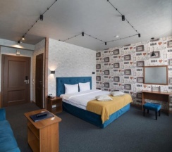 Просторный номер Классик с кроватью King-size в Loft Boutique