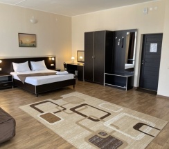 СТУДИО (с балконом) в Альба