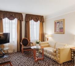Luxe в Двор Подзноева