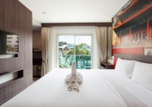 Двухместный номер Deluxe двуспальная кровать в The AIM Patong Hotel