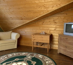 Двухместный люкс Мансарда с 2 комнатами двуспальная кровать в Стромынка