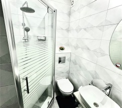 Двухкомнатный семейный комфорт с балконом в Лаванда