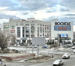 Апартаменты с балконом и с красивым видом из окна в Квартира на улице Терешковой, 23