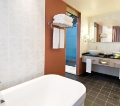 Люкс Presidential в Leonardo Hotel Berlin Mitte