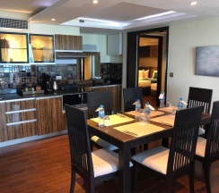 Люкс Pool с 2 комнатами с видом на море в Отель Royal Beach Boutique Resort & Spa