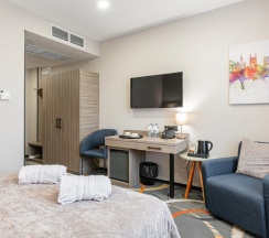 Двухместный номер Комфорт+ (улучшенный) двуспальная кровать в Willing Hotel