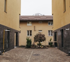 Красная поляна, апарт-отель Куб-Green четырехместные апартаменты 302 (084) в Море апартаментов
