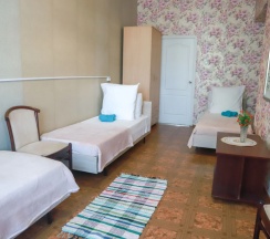 Трёхместный номер Economy в Maxrooms дача Левитана под Плёсом