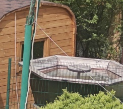 Пятиместное шале с балконом и с красивым видом из окна в Фруктовый Сад