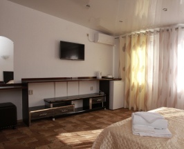 Двухместный номер Standard с балконом двуспальная кровать в Oniks