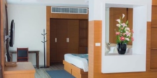 Карон: Курортный отель Phuket Jungle Experience Resort