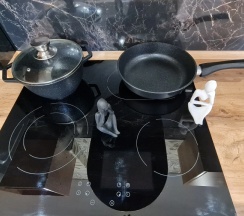 Двухместный номер Superior с балконом и с красивым видом из окна (общая ванная комната) (двуспальная кровать) в Abrau Soul&SPA