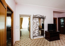 Люкс Deluxe в Business Hotel