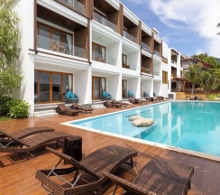 Двухместный номер Deluxe с видом на море двуспальная кровать в X-sea khanom Harbor Bay Resort