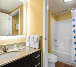 Люкс с 2 комнатами в TownePlace Suites Los Angeles LAX/Manhattan Beach