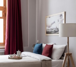 2-комнатные апартаменты улучшенные в RoomRoom (РумРум) на улице Первомайская