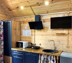 Шале 5. Четырёхместный номер комфорт с видом на горы в Белый волк