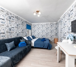 Четырехместный Стандартный номер с Балконом в гостевом доме SV на 3 этаже в Милка