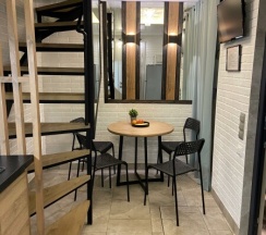 Домик у бассейна в Loft