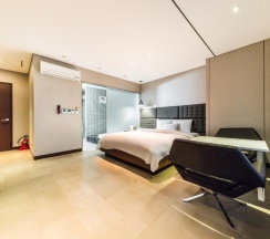 Двухместный номер Premier двуспальная кровать в F HOTEL Yeongdeungpo