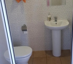 Четырёхместный семейный номер Comfort в Гостевой дом на Заячьей поляне