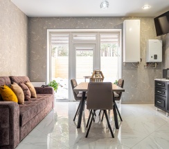 Коттедж Фивы в Dream Chalet