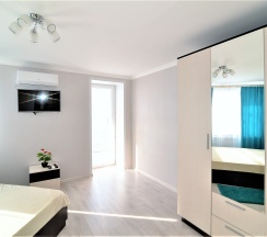 ул. Большая Манежная, 13-В в Megapolis