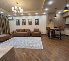 Двухместный номер Deluxe с видом на внутренний двор двуспальная кровать в City Stay Apart Hotel Almaty