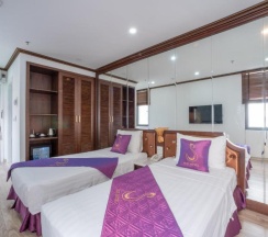 Двухместный номер Deluxe 2 отдельные кровати в Suji Hotel