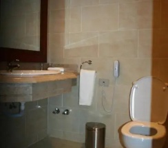 Четырёхместный номер семейный с видом на бассейн в Sea Beach Aqua Park Resort