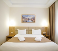 Двухместный люкс двуспальная кровать в Отель Milan Hotel Tashkent