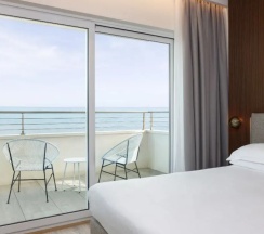 Двухместный with extra bed номер Look двуспальная кровать в Adriatic Palace Hotel