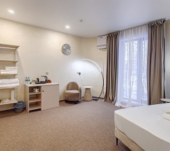 Сон-отель Делюкс + без детей в Хвоя