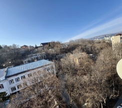 Апартаменты с 2 комнатами с балконом в Квартира двухкомнатная в центре города