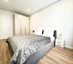 Апартаменты с балконом в Апартаменты Like Home на Земнухова 2