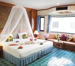 Двухместный номер Deluxe двуспальная кровать в Your Place Inn