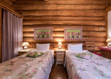 Номер стандарт с 2 раздельными кроватями  ( корпус Деревянный Этноотель ) в Бобровая долина