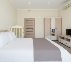 Апартаменты улучшенные с двумя 2-спальными кроватями кв. 204 в Deluxe apartments