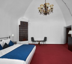 Улучшенный четырехместный номер в Палаты Хованских