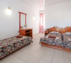 Стандартный 3х местный номер 3 этаж в Green oasis Vavilon