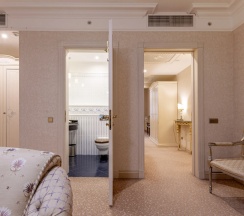 Люкс Гранд в Radisson Collection Москва