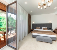 Двухкомнатный Сюит на 1 этаже с террасой Дом №5 в Лесная заимка