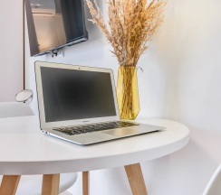 Апартаменты Superior c 1 комнатой с красивым видом из окна в Апартаменты чистый подъезд свежий ремонт рядом аэропорт