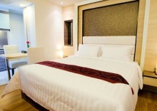 Люкс Deluxe с балконом в iCheck inn Residences Sukhumvit 20