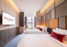 Двухместный номер Deluxe 2 отдельные кровати в Ramada Plaza by Wyndham Bangkok Sukhumvit 48