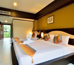 Трёхместный номер Deluxe в Samui First House Hotel