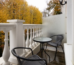 Стандартный номер с видом на парк, балконом и большой двуспальной кроватью в Королева Луиза