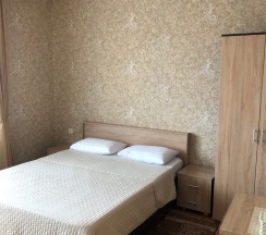 Трехместный номер с удобствами в Афалина